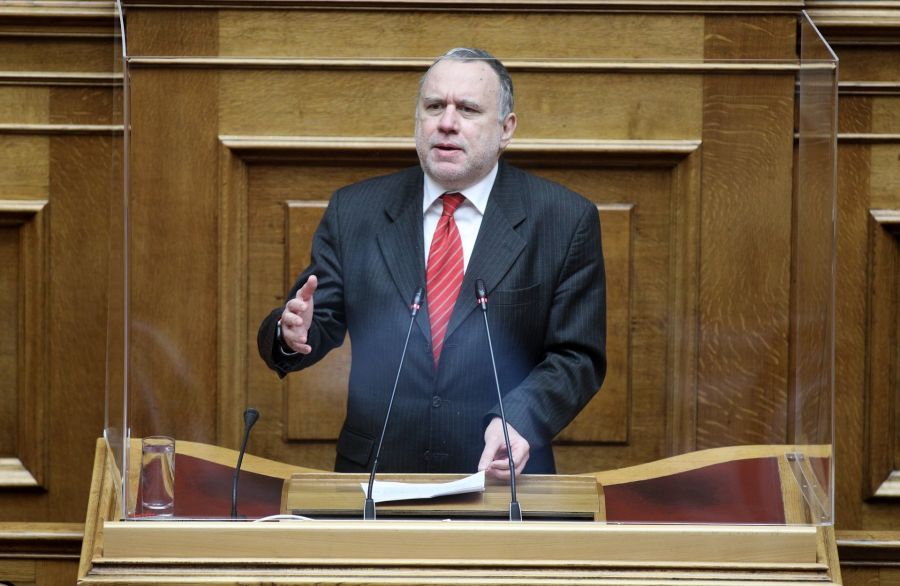 Γ. Κατρούγκαλος: Η πολιτική ευθύνη είναι δεδομένη για την εμφάνιση μαχητή Αζόφ κατά τη διάρκεια της ομιλίας του Ουκρανού προέδρου στην Ελληνική Βουλή