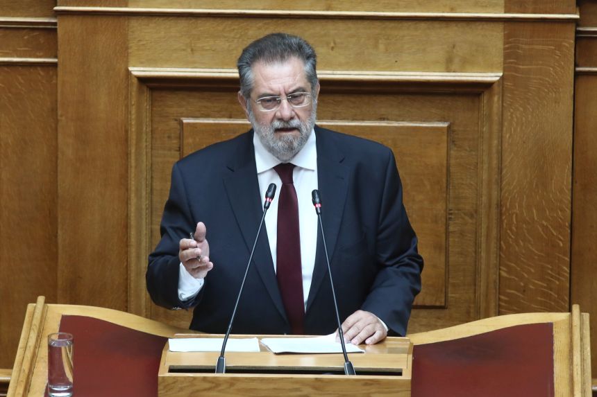 Α. Παναγιωτόπουλος: Τέλος και οι δωρεάν παροχές στα φάρμακα – Εκτινάσσει τις τιμές ο κ. Γεωργιάδης