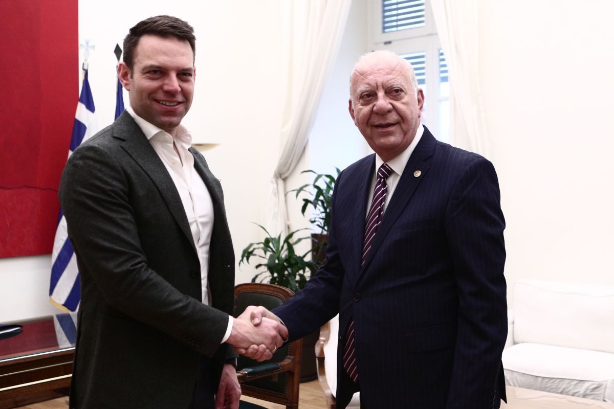 Συνάντηση του Προέδρου του ΣΥΡΙΖΑ-ΠΣ, Στέφανου Κασσελάκη με τον Δήμαρχο Μόρφου, Βίκτωρα Χατζηαβραάμ