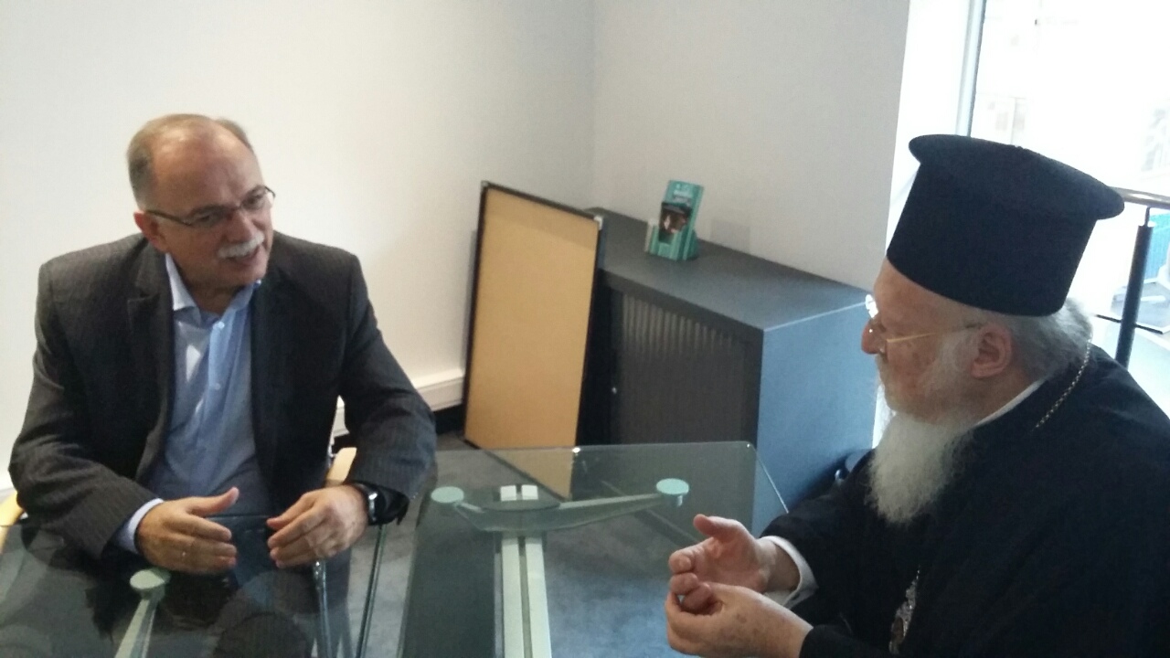 Συνάντηση του Δημήτρη Παπαδημούλη με τον Οικουμενικό Πατριάρχη Βαρθολομαίο στις Βρυξέλλες