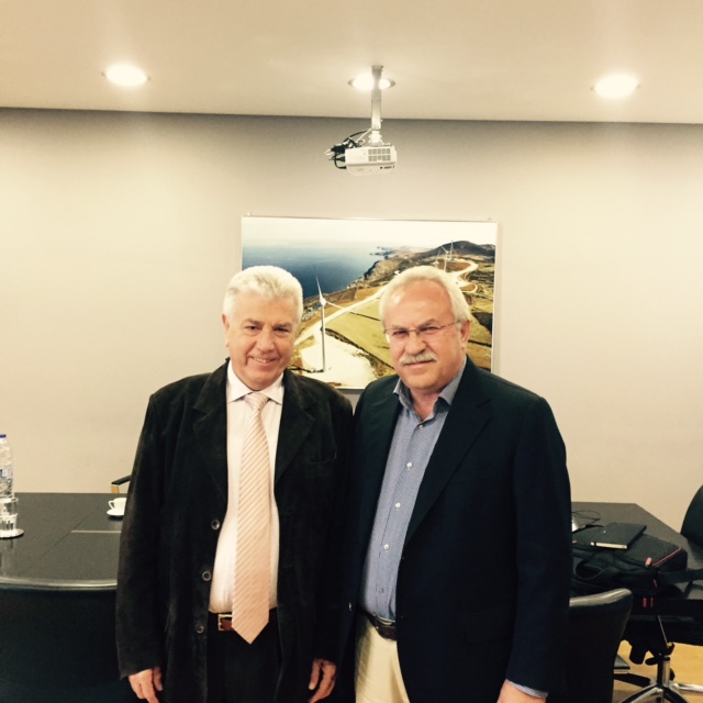 Συνάντηση του Δημήτρη Γάκη με τον Πρόεδρο και Διευθύνοντα Σύμβουλο της ΔΕΗ Μανώλη Παναγιωτάκη για την ενεργειακή επάρκεια της νησιωτικής Ελλάδας