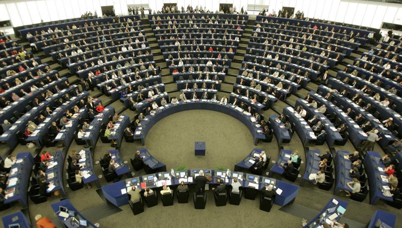 Ερώτηση έξι ευρωβουλευτών στην Κομισιόν για τη νέα σλοβακική Προεδρία του Ευρωπαϊκού Συμβουλίου και τις θέσεις της για το προσφυγικό