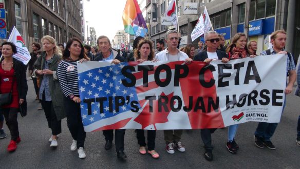 Διαδήλωση ενάντια στις συμφωνίες CETA & TTIP στις Βρυξέλλες 