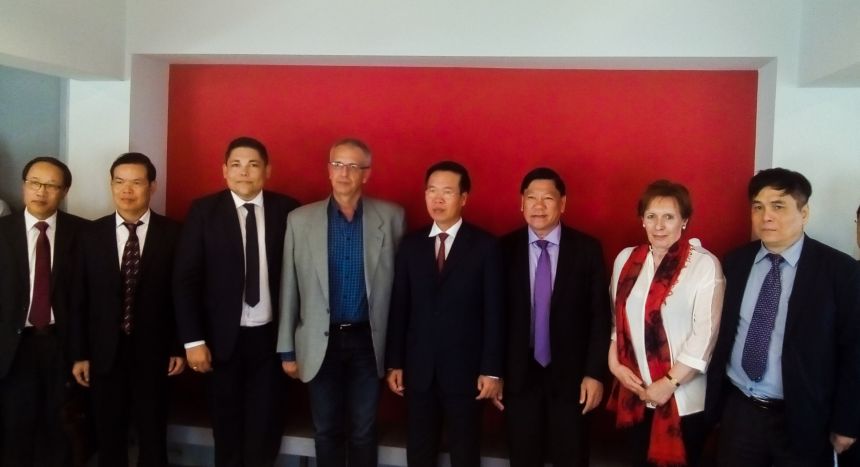 Meeting with a Communist Party of Vietnam delegation