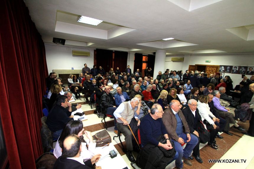 Από την εκδήλωση της Ν.Ε. του ΣΥΡΙΖΑ Κοζάνης με ομιλητές τη Σία Αναγνωστοπούλου και τον Κώστα Δουζίνα
