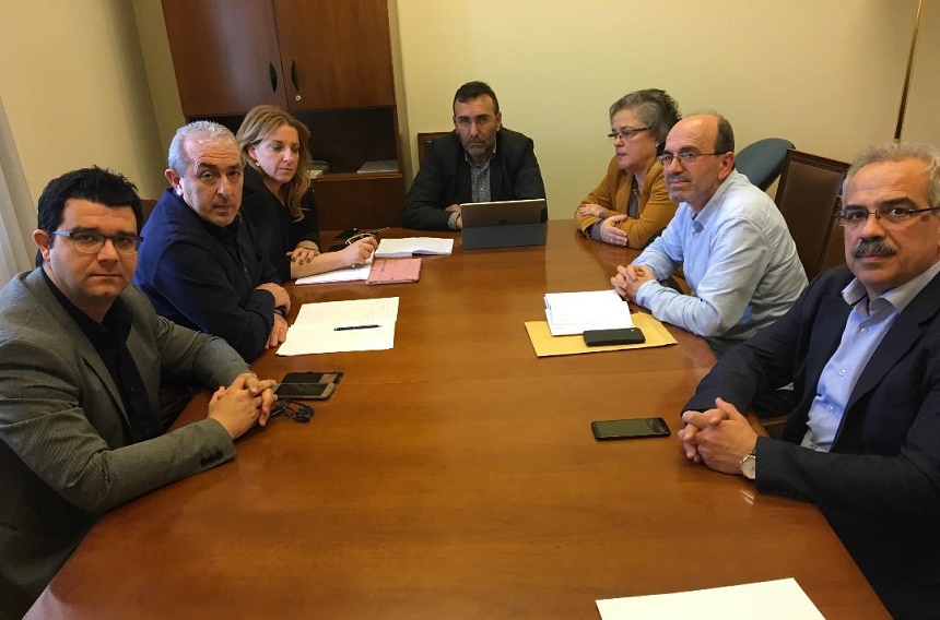 Συνάντηση βουλευτών του ΣΥΡΙΖΑ με τον διευθυντή προσωπικού των ΕΛΤΑ κ. Γιάννη Βερίγο και τον κ. Γίωργο Ανωγιάτη